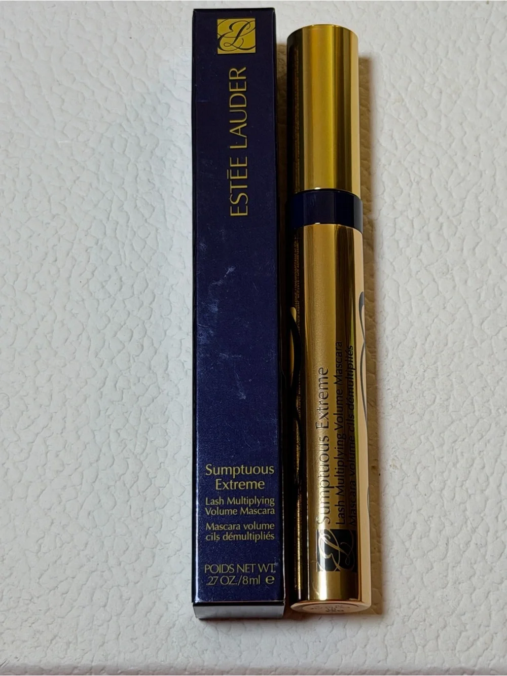 Estée Lauder Sumptuous Extreme Lash Multiplying Volume Mascara 01 Extreme Black